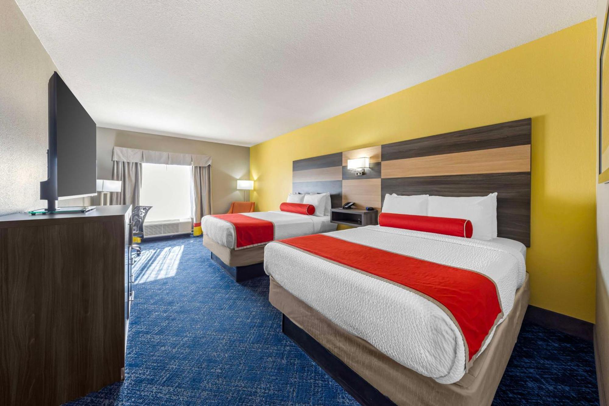 Best Western Plus Midwest City Inn & Suites Buitenkant foto