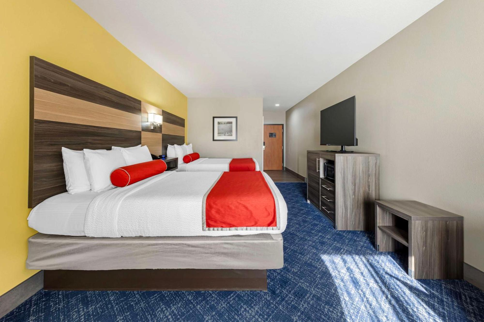 Best Western Plus Midwest City Inn & Suites Buitenkant foto