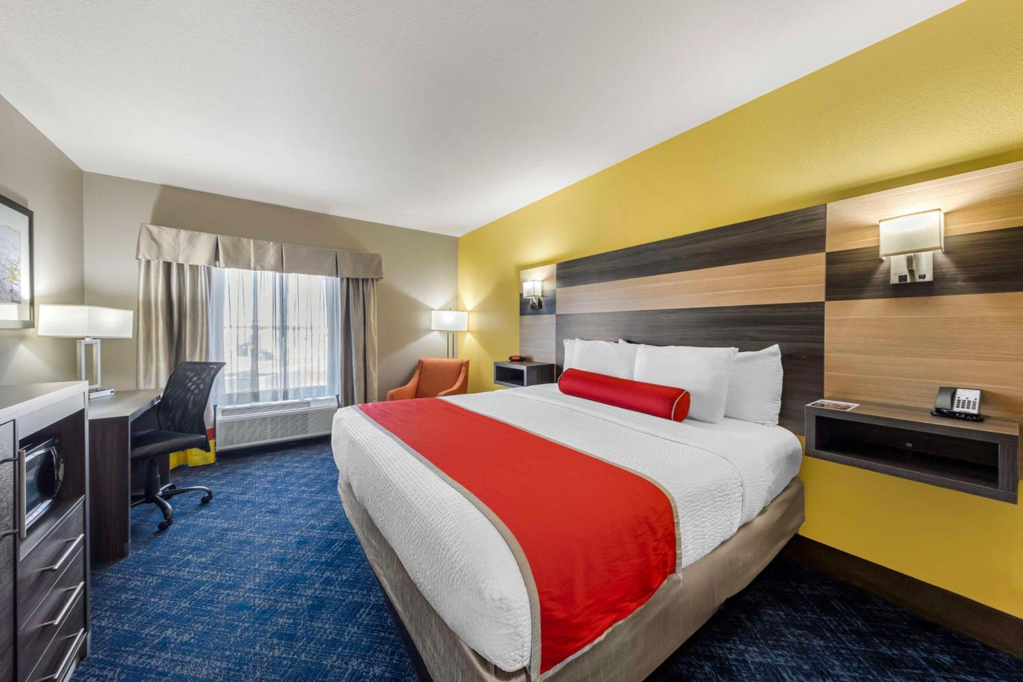 Best Western Plus Midwest City Inn & Suites Buitenkant foto
